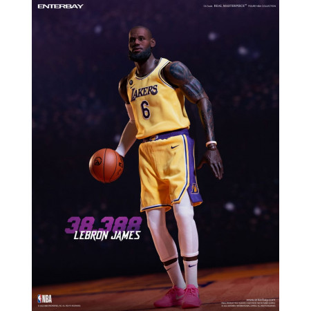 NBA Collection Real Masterpiece akčná figúrka 1/6 Lebron James Special Edition 30 cm